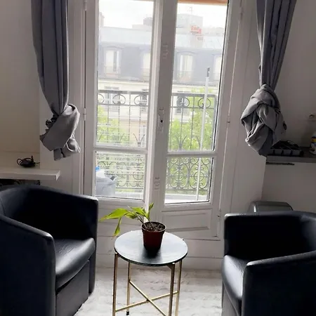 Sweet In Center Of Appartamento Parigi